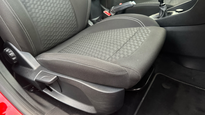 Ford Fiesta 1.0 EcoBoost Titanium 5dr Petrol Hatchback